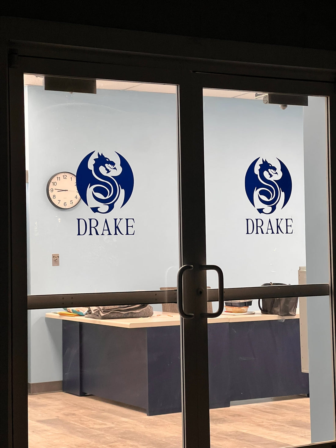 Vinyl to Success: Custom Vinyl Decals to Build a Lasting Relationship